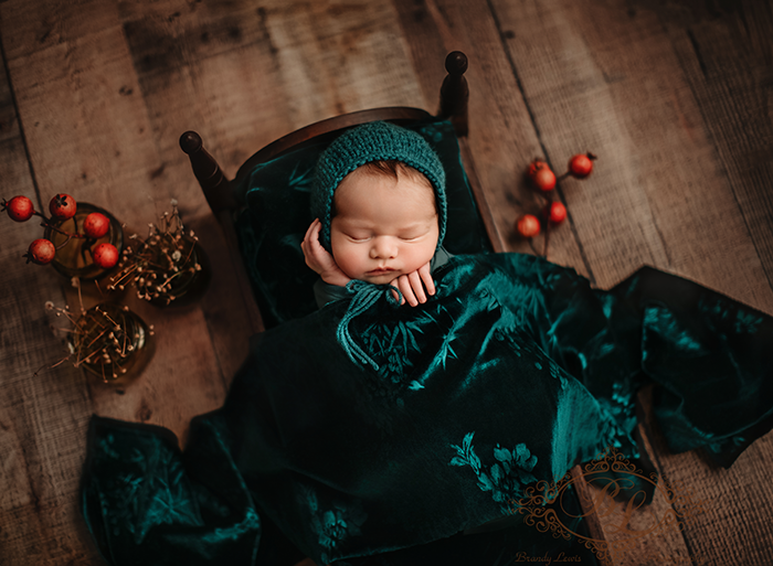 East Bay Newborn session in-home or Moraga studio